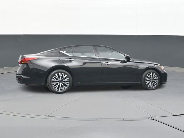 Used 2024 Nissan Altima 2.5 SV image 50