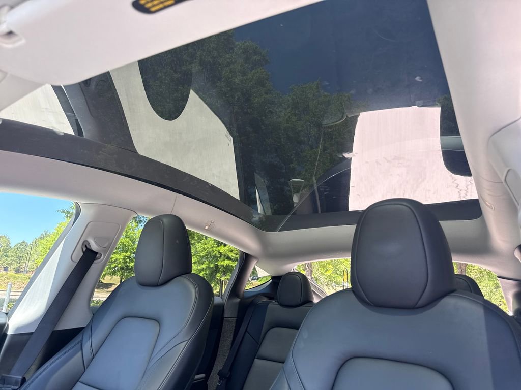 Used 2024 Tesla Model Y Performance AWD/4WD image 29