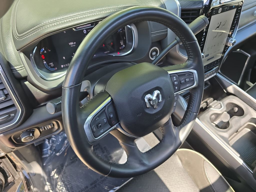 Used 2024 RAM 2500 Laramie w/ Night Edition AWD/4WD image 4