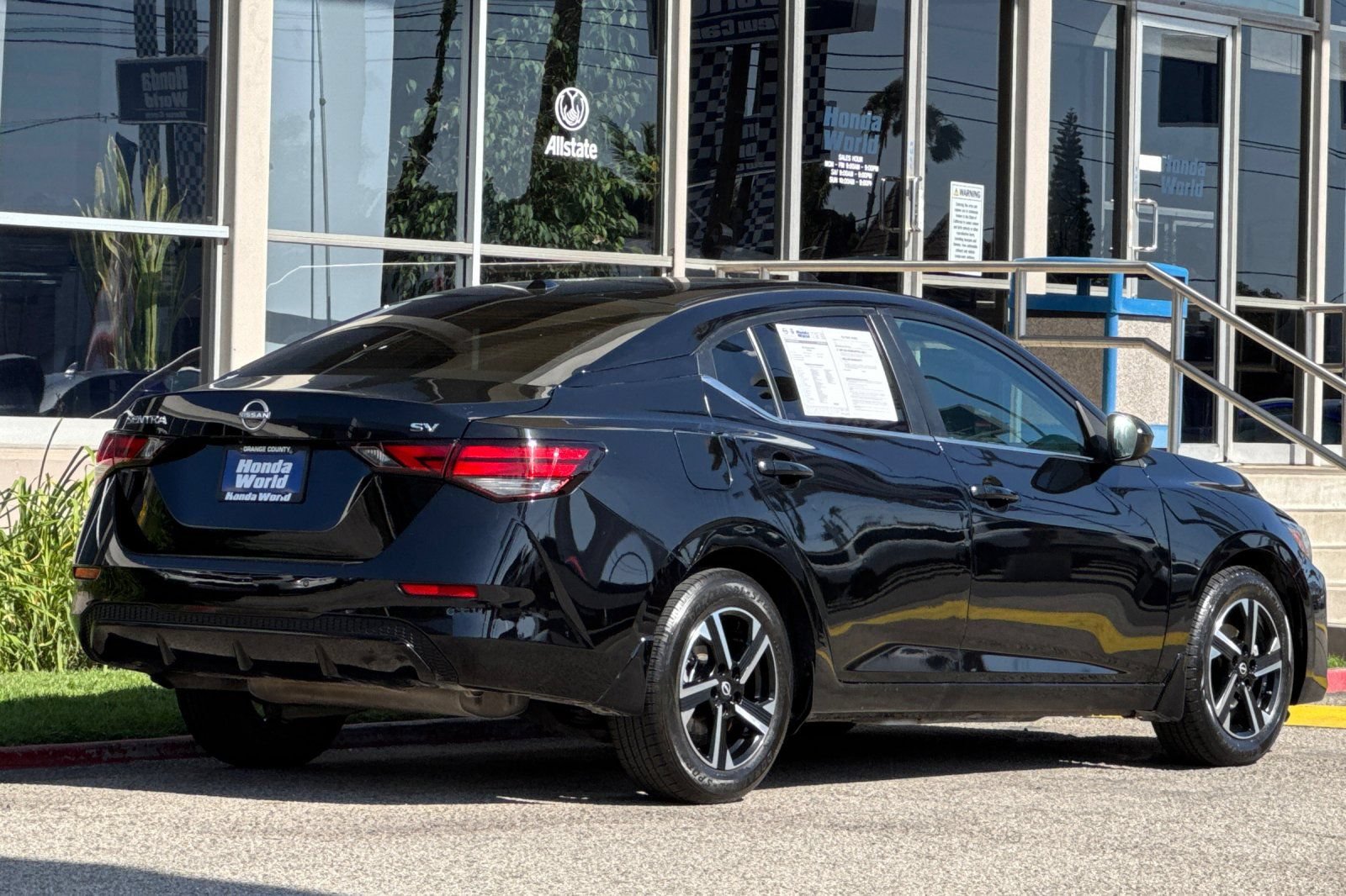 Used 2024 Nissan Sentra SV w/ All-Weather Package FWD image 4