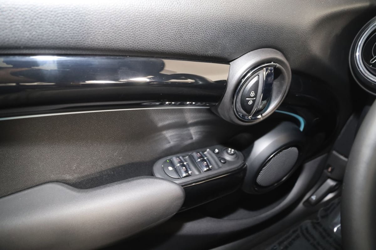 Used 2023 MINI Cooper S FWD image 29