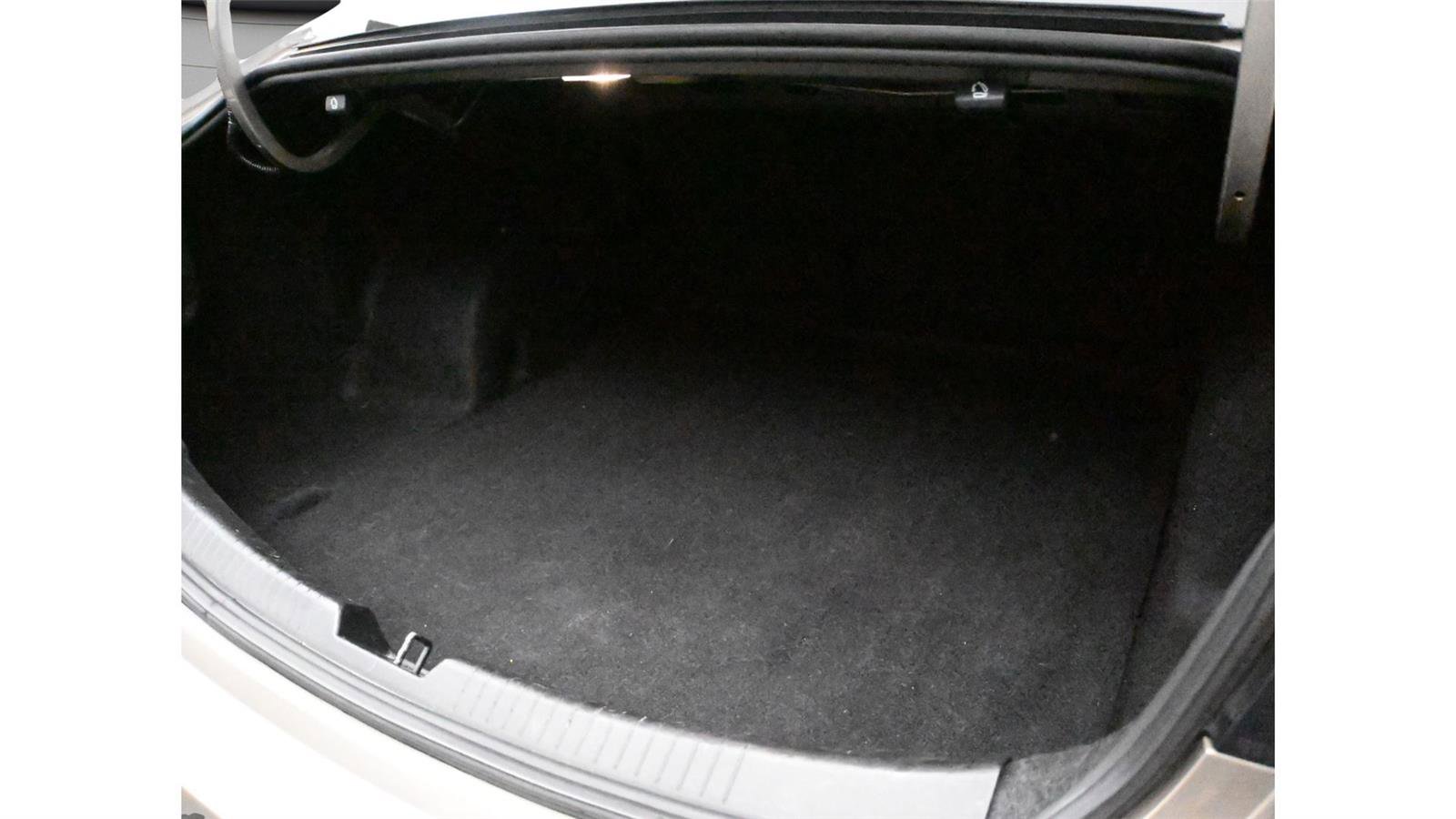 Used 2022 Chevrolet Malibu LT image 11