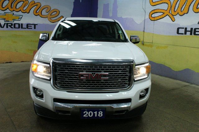 Used 2018 GMC Canyon Denali image 3