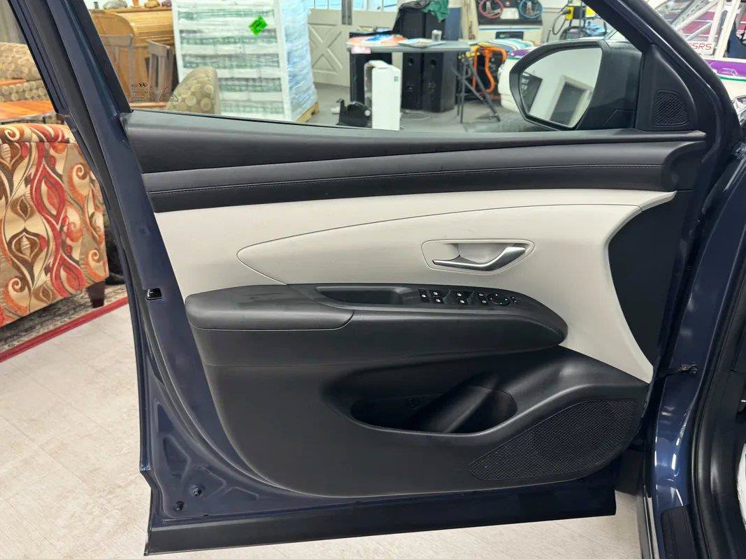 Used 2026 Hyundai Tucson SEL Plus AWD/4WD image 16