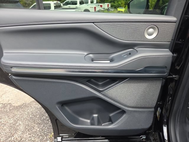 New 2027 Lincoln Navigator Reserve AWD/4WD image 55
