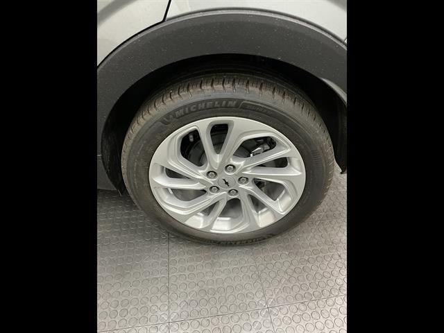 New 2027 Chevrolet Bolt LT w/ Comfort Package FWD image 36