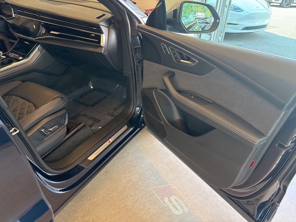 Used 2024 Audi SQ8 Prestige w/ Prestige Package image 35