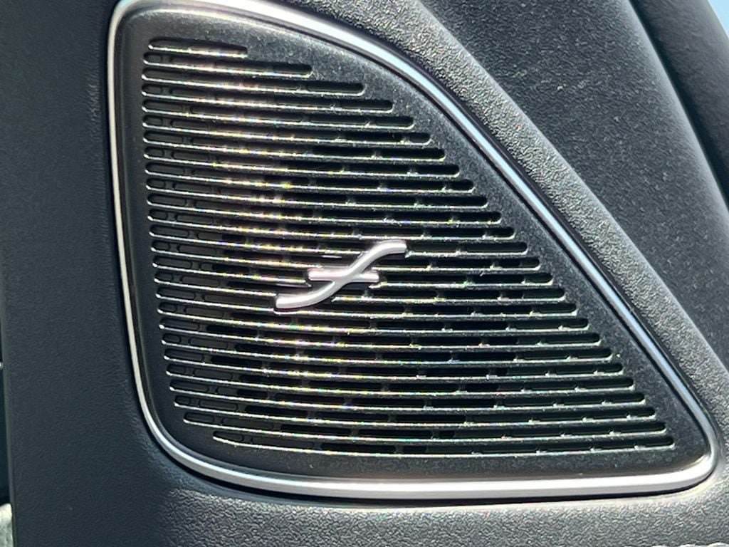 New 2026 Mercedes-Benz C 300 4MATIC Sedan image 17