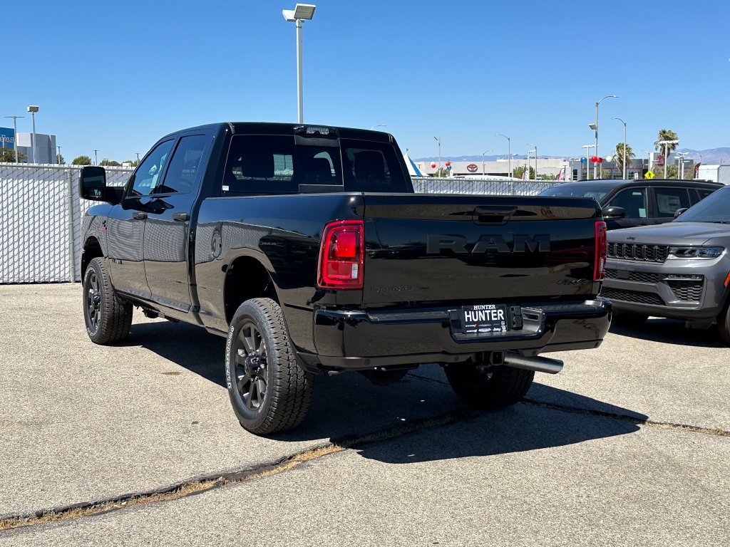 New 2026 RAM 2500 Big Horn AWD/4WD image 4