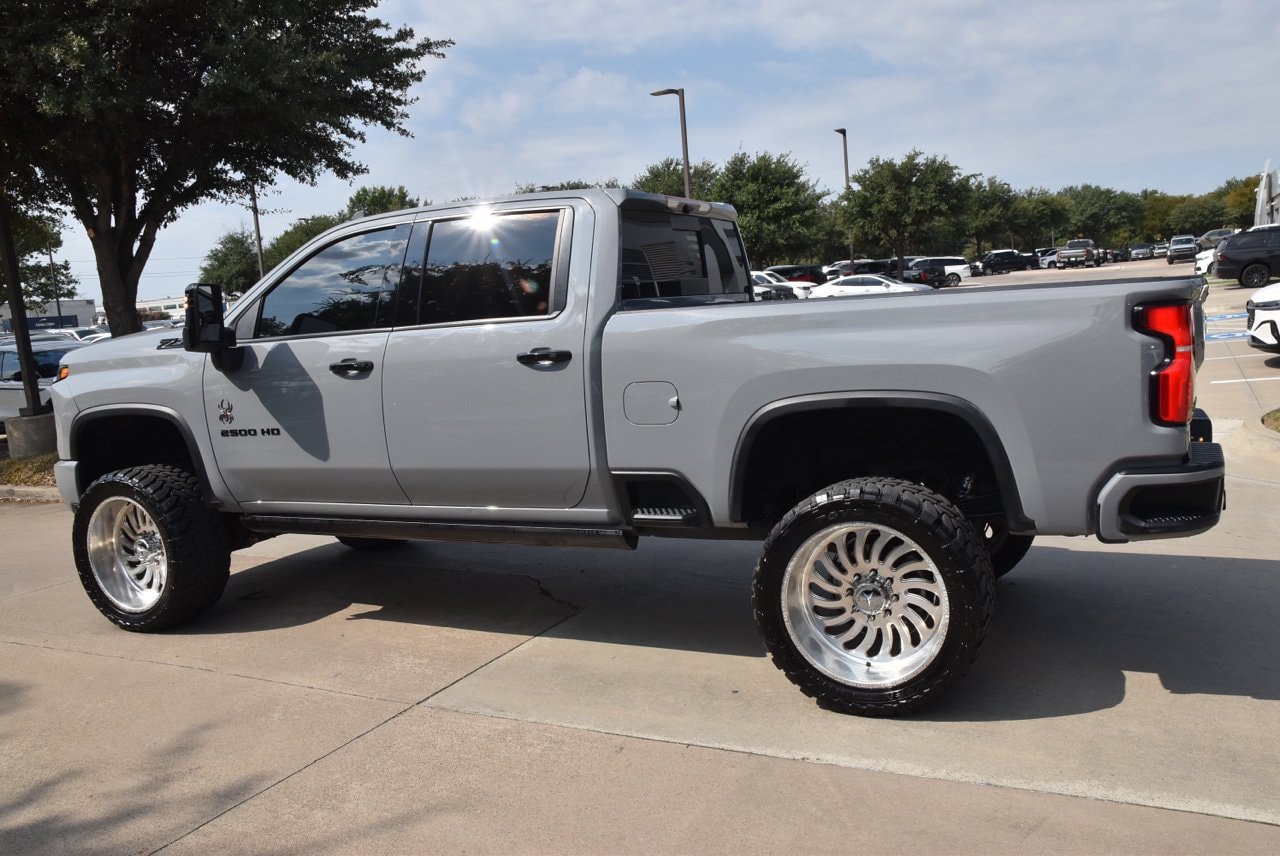 Used 2024 Chevrolet Silverado 2500 LTZ w/ LTZ Plus Package AWD/4WD image 11