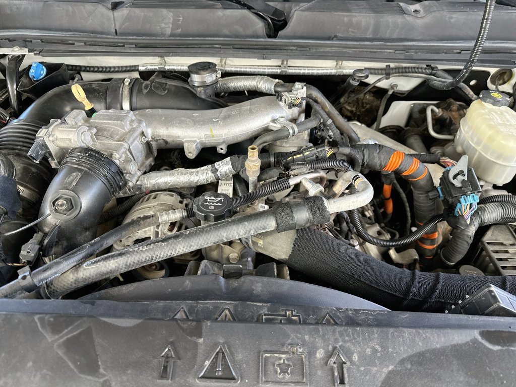 Used 2014 Chevrolet Silverado 2500 LT AWD/4WD image 28