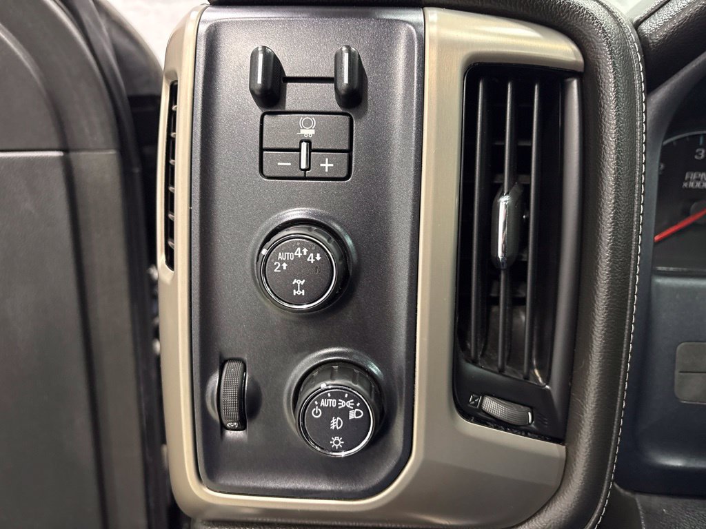 Used 2017 GMC Sierra 1500 Denali AWD/4WD image 24