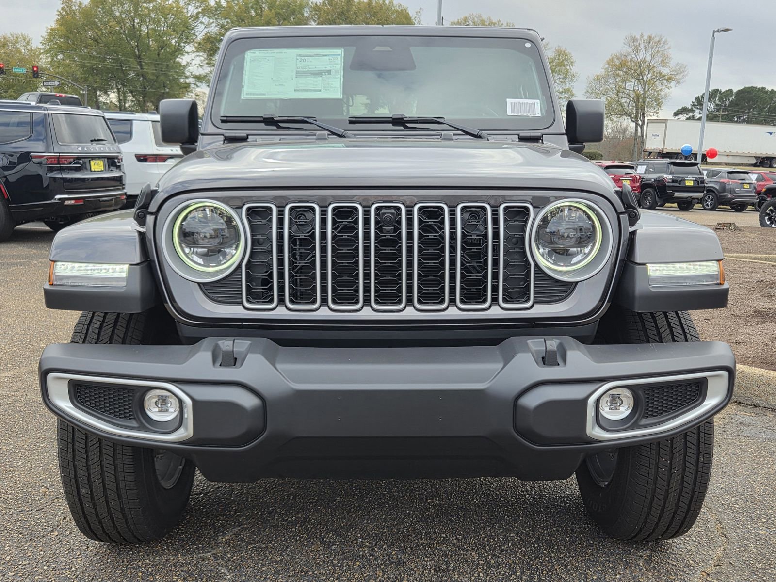 New 2026 Jeep Wrangler Unlimited Sahara AWD/4WD video 2