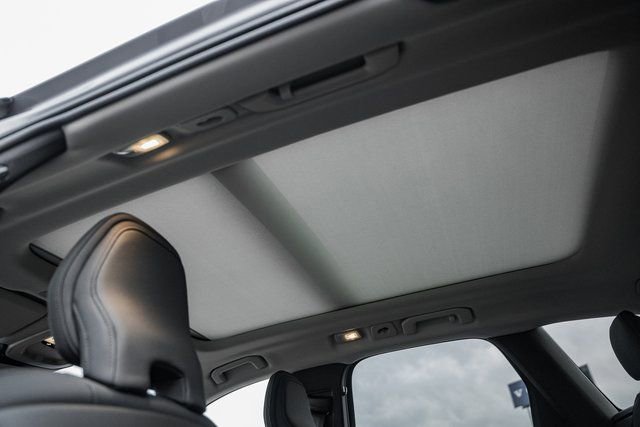 New 2026 Volvo XC60 B5 Plus w/ Protection Package Premier image 35