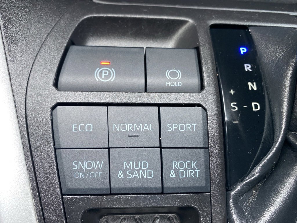 Used 2023 Toyota RAV4 XLE Premium image 35