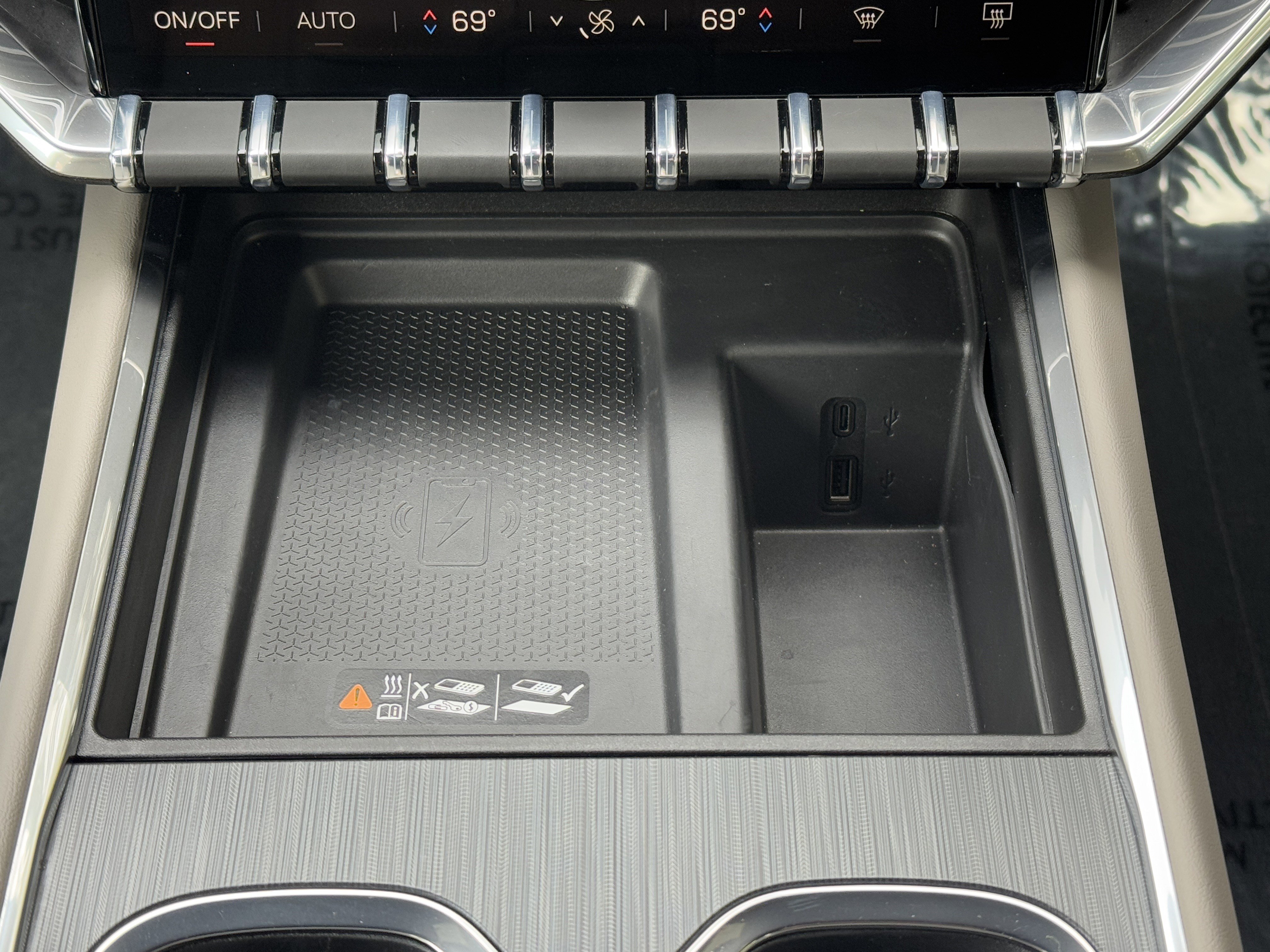 New 2025 GMC Acadia Elevation w/ Elevation Premium Package image 27