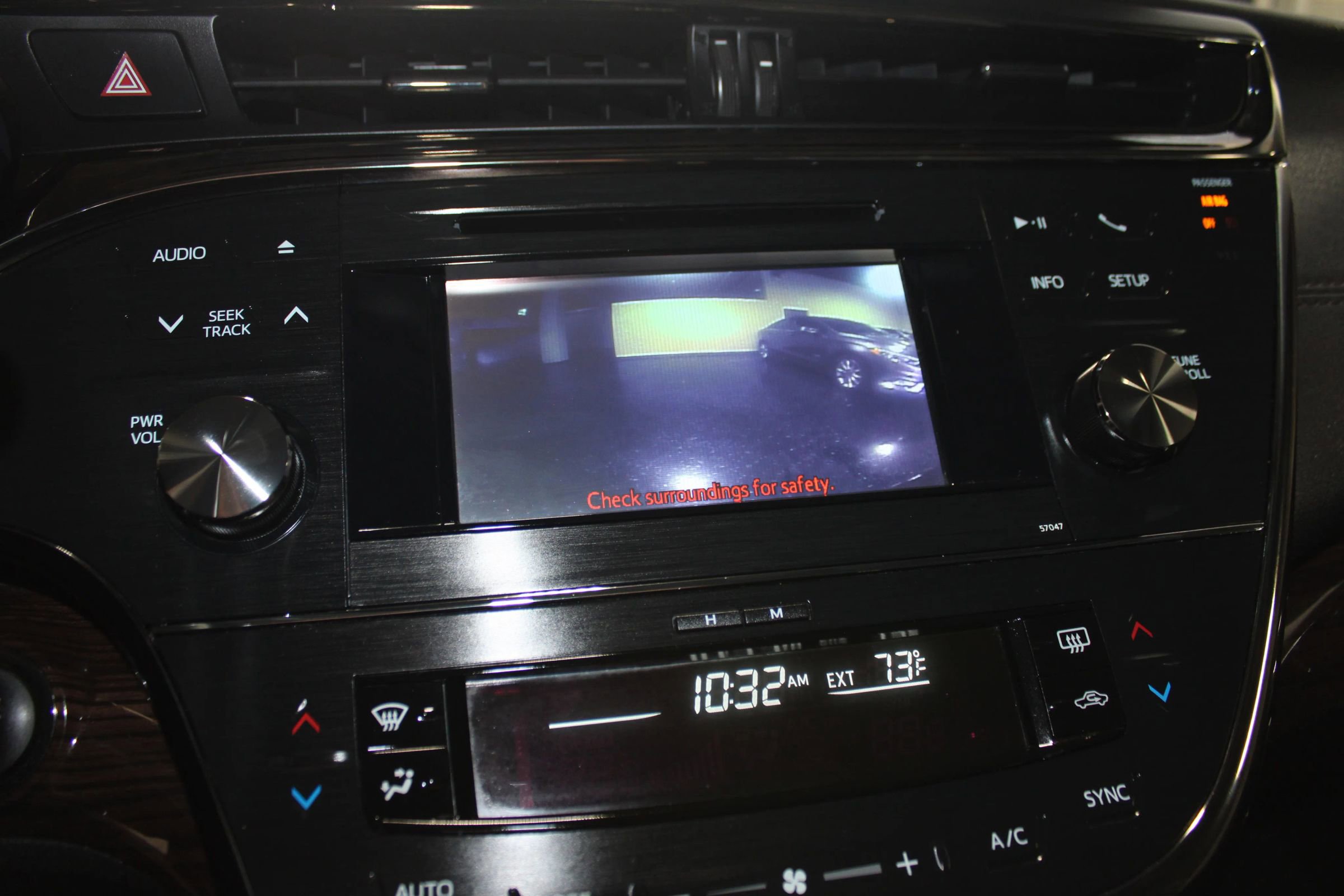 Used 2013 Toyota Avalon XLE FWD image 18