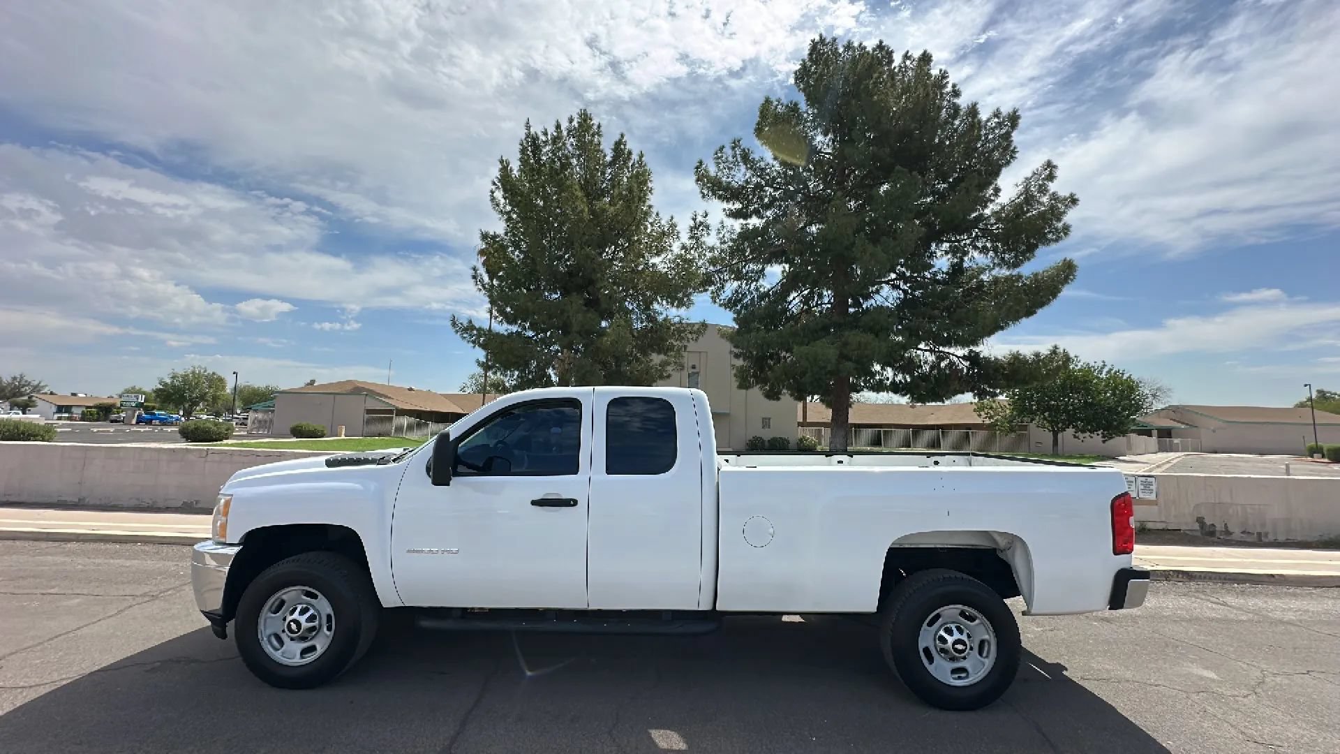 Used 2011 Chevrolet Silverado 2500 W/T RWD image 1