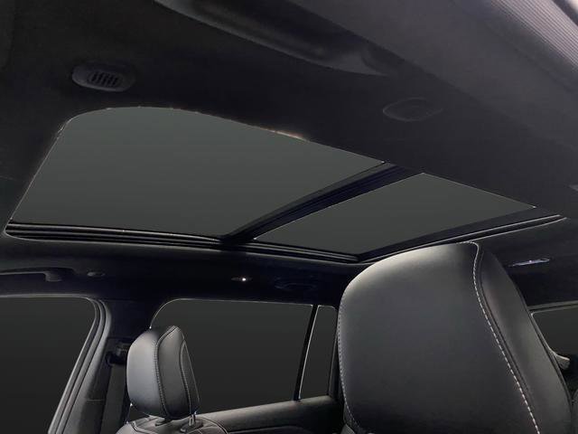 New 2025 Jeep Grand Cherokee L Limited w/ Black Appearance Package image 7