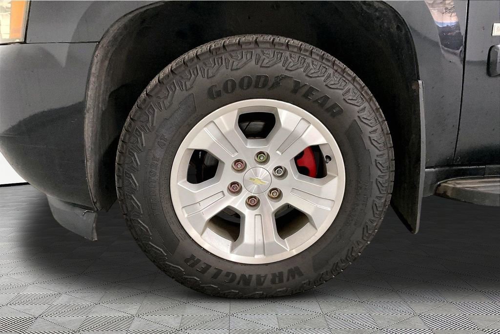 Used 2009 Chevrolet Avalanche LS image 31