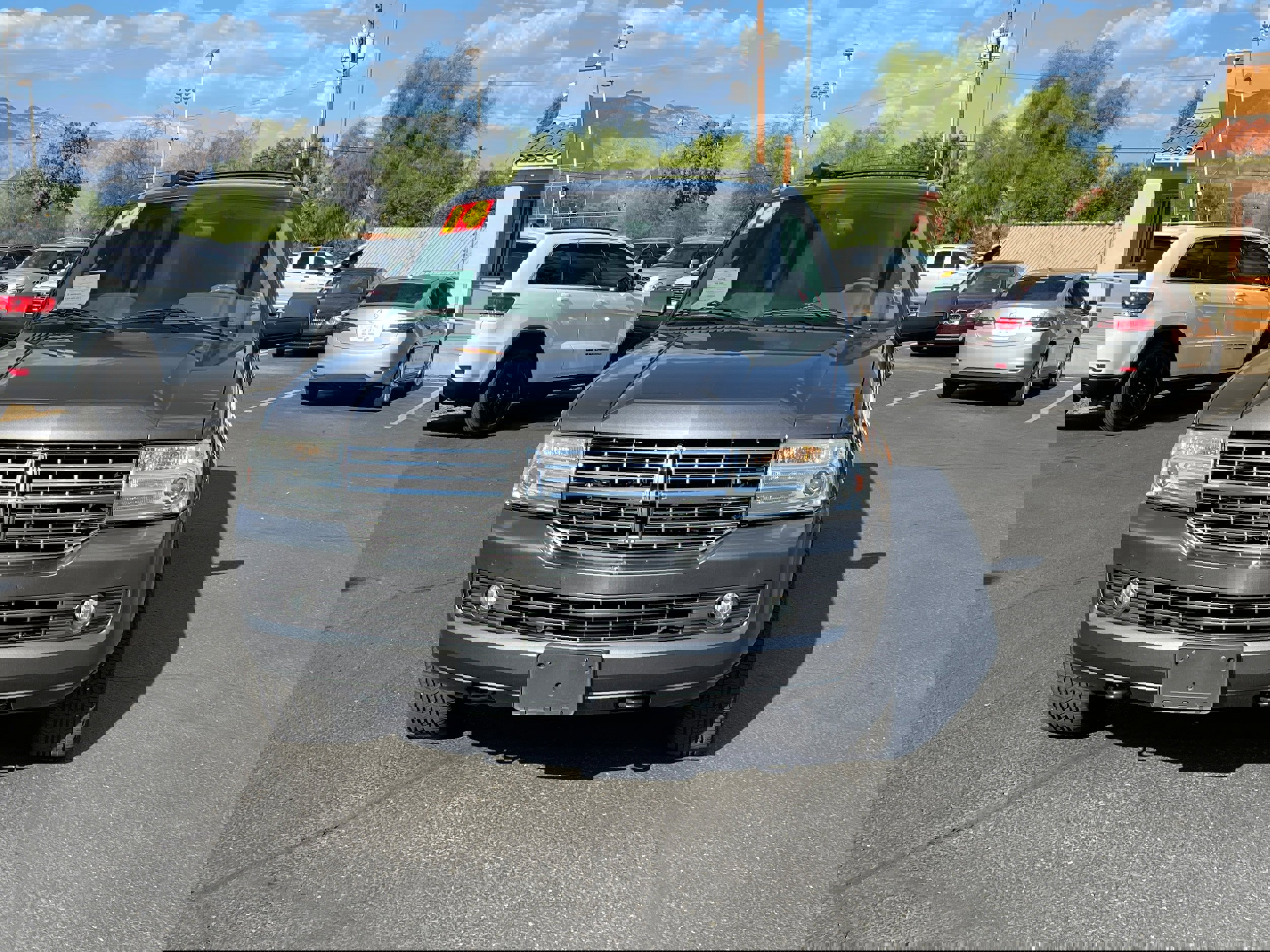 Used 2014 Lincoln Navigator 2WD image 8