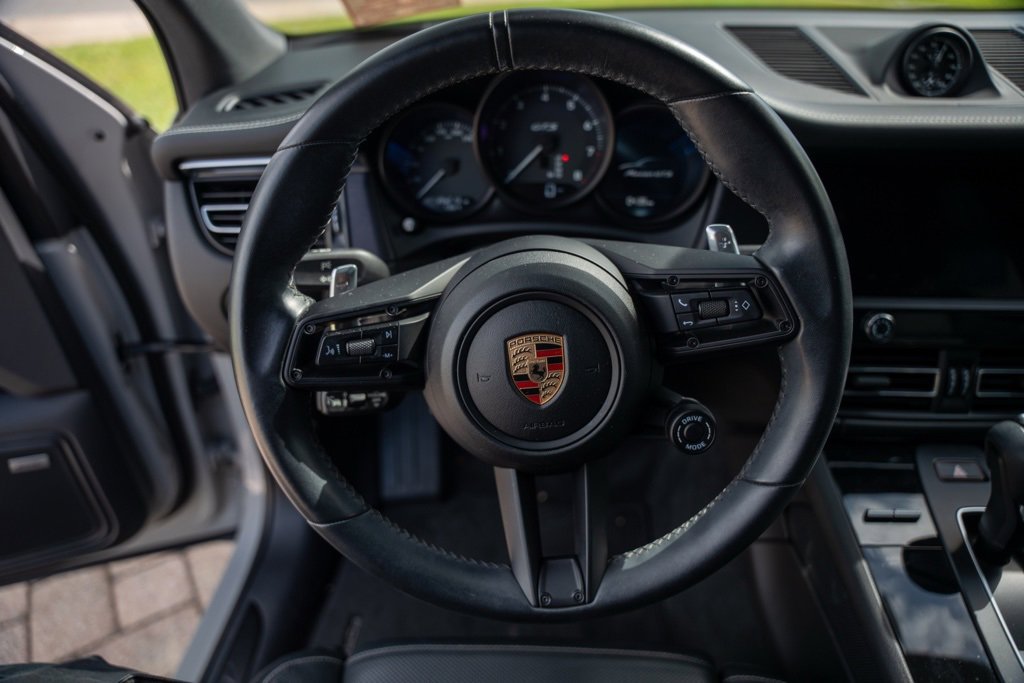 Used 2023 Porsche Macan GTS image 13