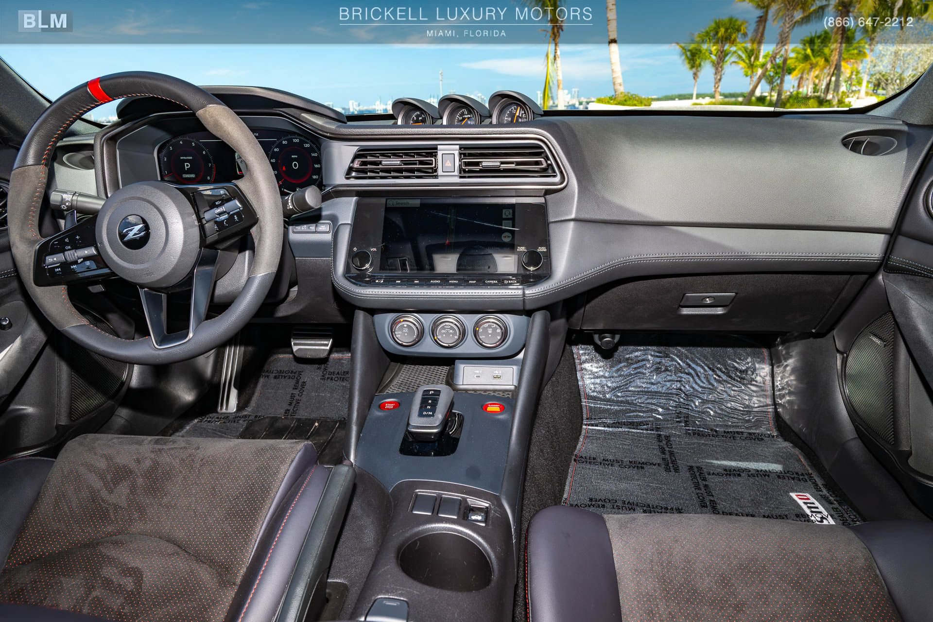 Used 2025 Nissan Z NISMO w/ Floor Mat Package RWD image 9