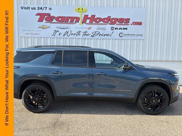 New 2026 Chevrolet Traverse LT w/ Driver Confidence Package FWD image 1