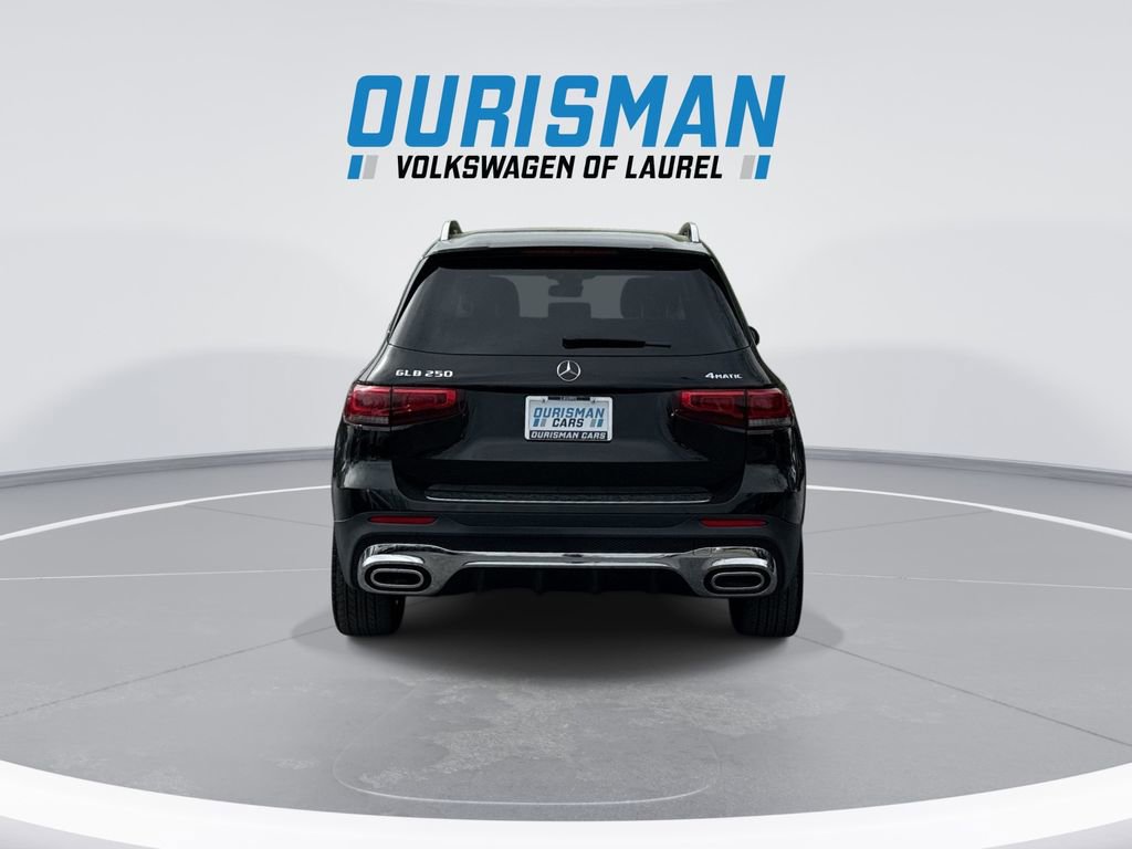 Used 2021 Mercedes-Benz GLB 250 4MATIC image 7