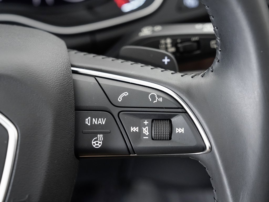 Used 2020 Audi Q5 e Premium Plus image 13