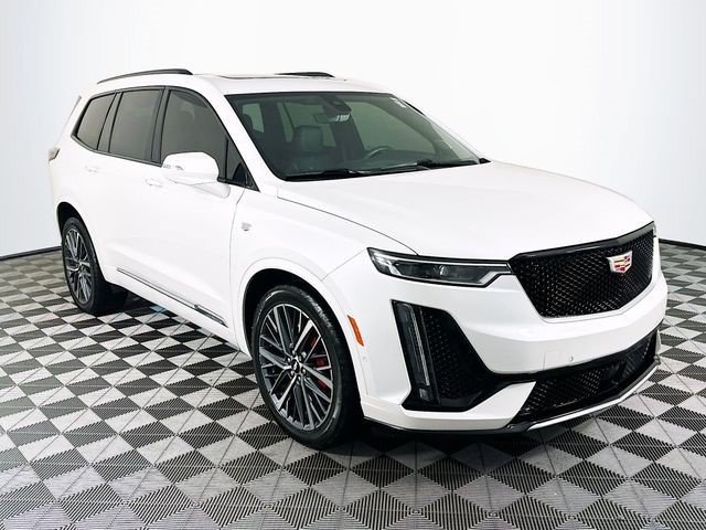 Certified 2025 Cadillac XT6 Sport w/ Platinum Package AWD/4WD image 1