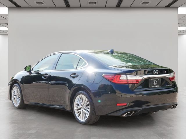 Used 2018 Lexus ES 350 w/ Luxury Package w/Wood Trim FWD image 4