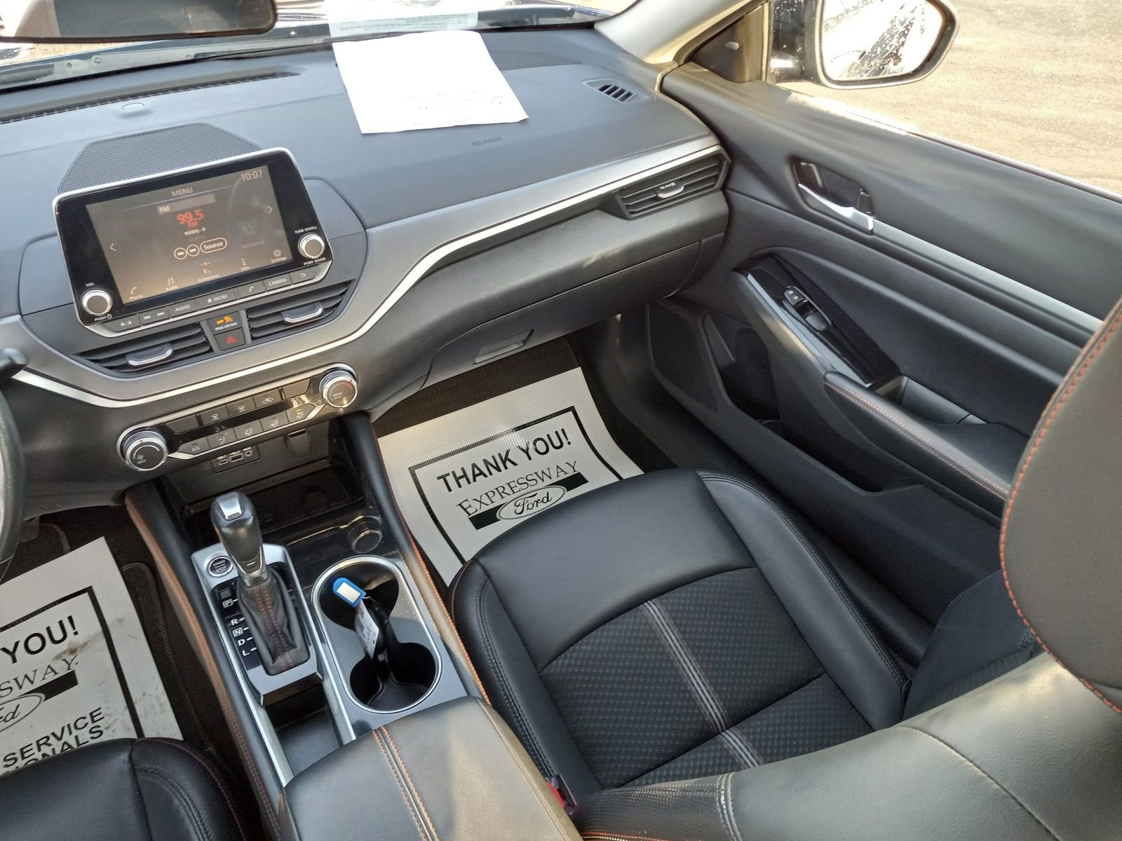 Used 2024 Nissan Altima 2.5 SR FWD image 17