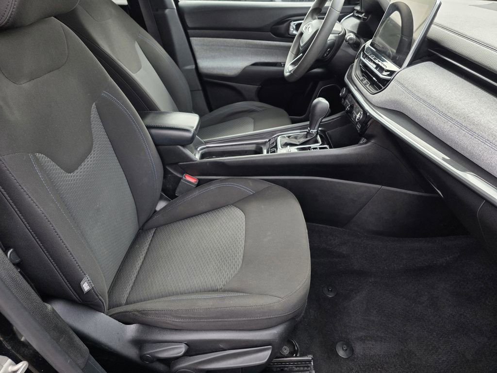 Used 2024 Jeep Compass Sport image 14