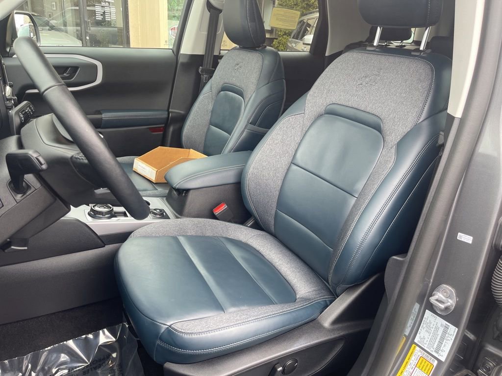 Used 2023 Ford Bronco Sport Outer Banks w/ Tech Package image 11