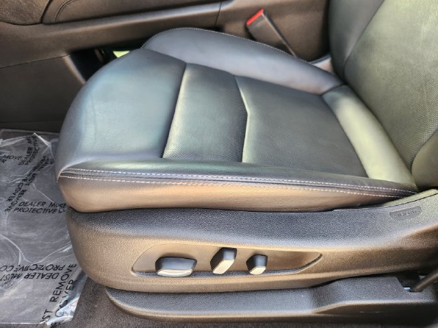 Used 2023 Cadillac XT5 Premium Luxury FWD image 25