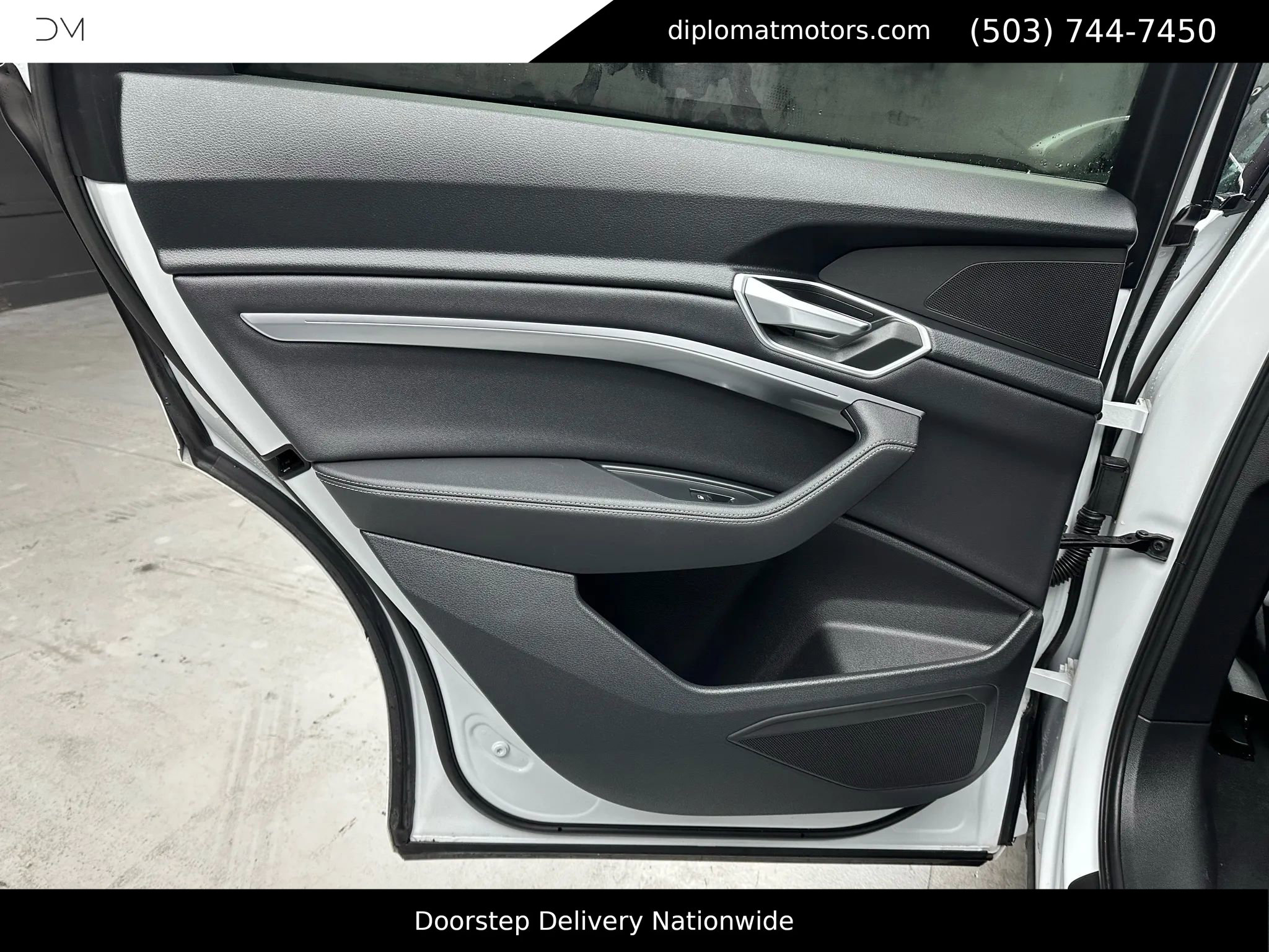 Used 2021 Audi e-tron Premium w/ Convenience Plus Package image 34