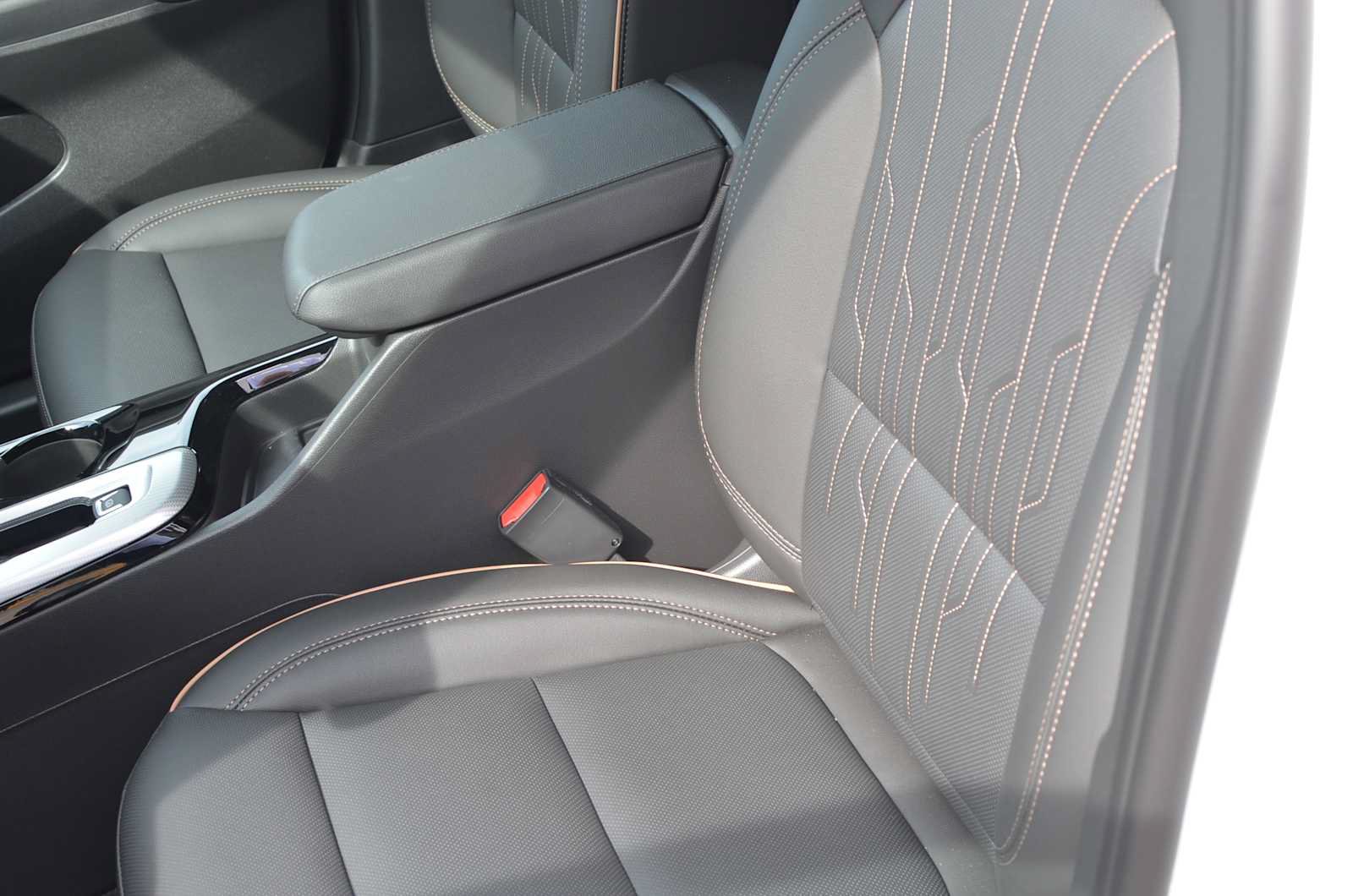 New 2026 Buick Envista Sport Touring FWD image 11