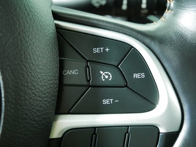 Used 2020 Jeep Compass Limited w/ Safety & Security Group AWD/4WD image 26