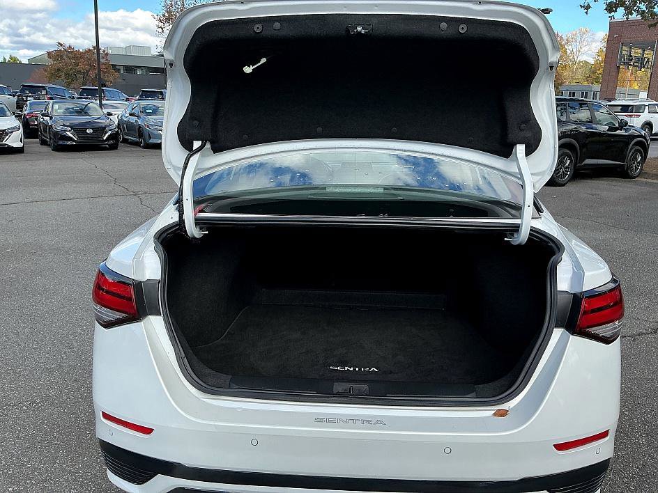 Certified 2024 Nissan Sentra SR w/ SR Premium Package image 26