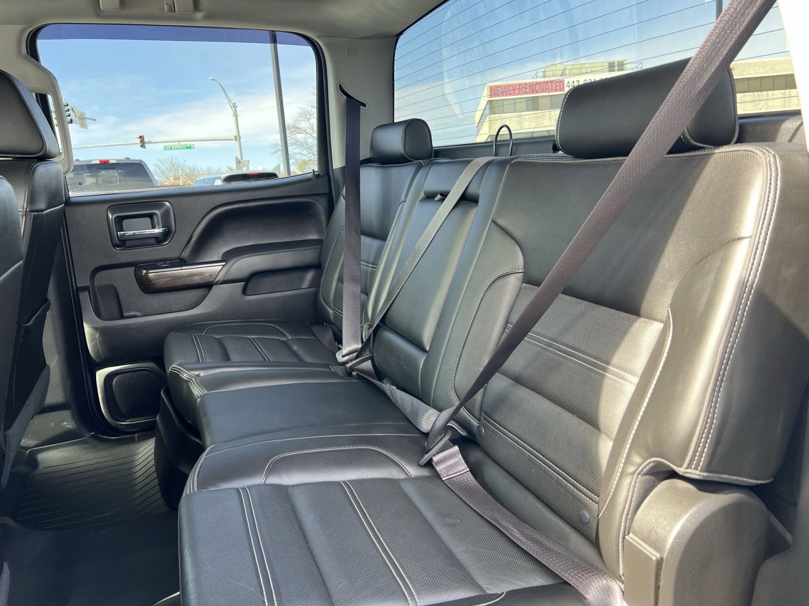 Used 2017 GMC Sierra 2500 Denali w/ Duramax Plus Package image 23