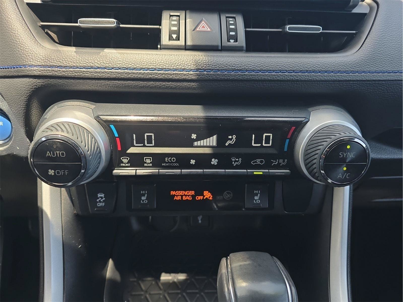 Used 2020 Toyota RAV4 XSE w/ All Weather Liner Package AWD/4WD image 21