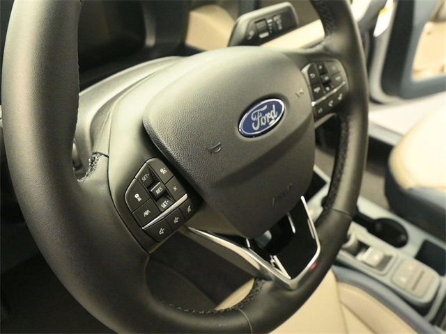 New 2025 Ford Maverick Lariat w/ 4K Tow Package image 14