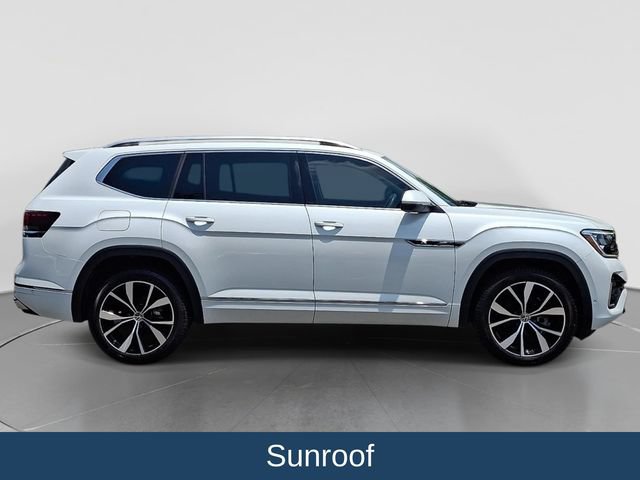 Used 2024 Volkswagen Atlas SEL Premium R-Line AWD/4WD image 9