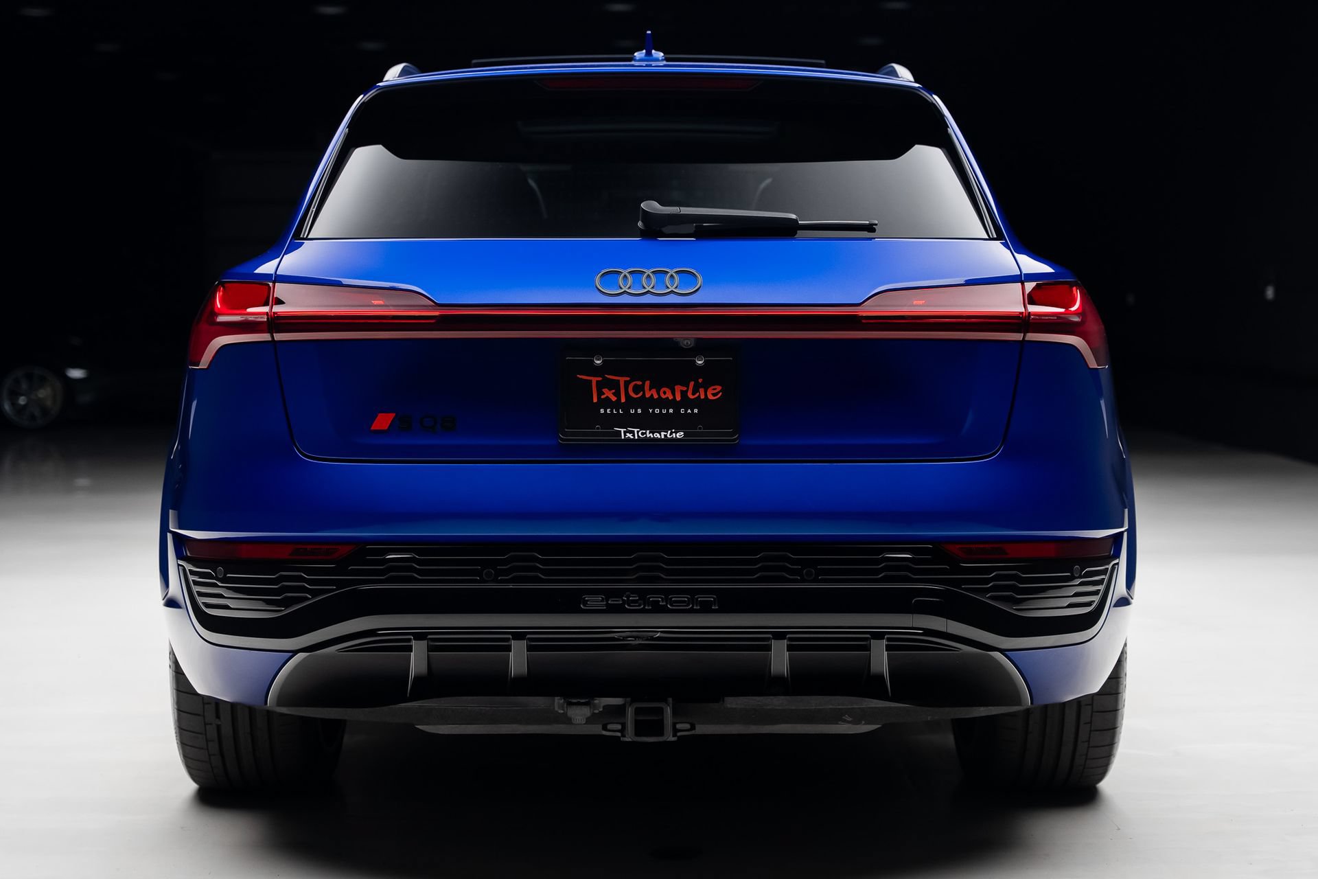 Used 2024 Audi SQ8 e-tron Premium Plus AWD/4WD image 28