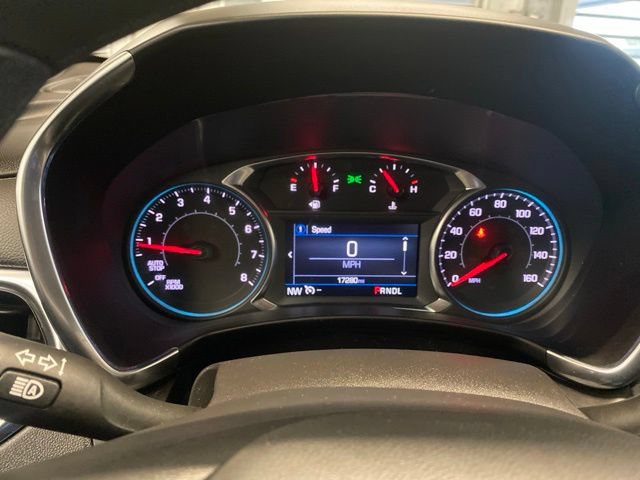 Used 2024 Chevrolet Equinox LT FWD image 16