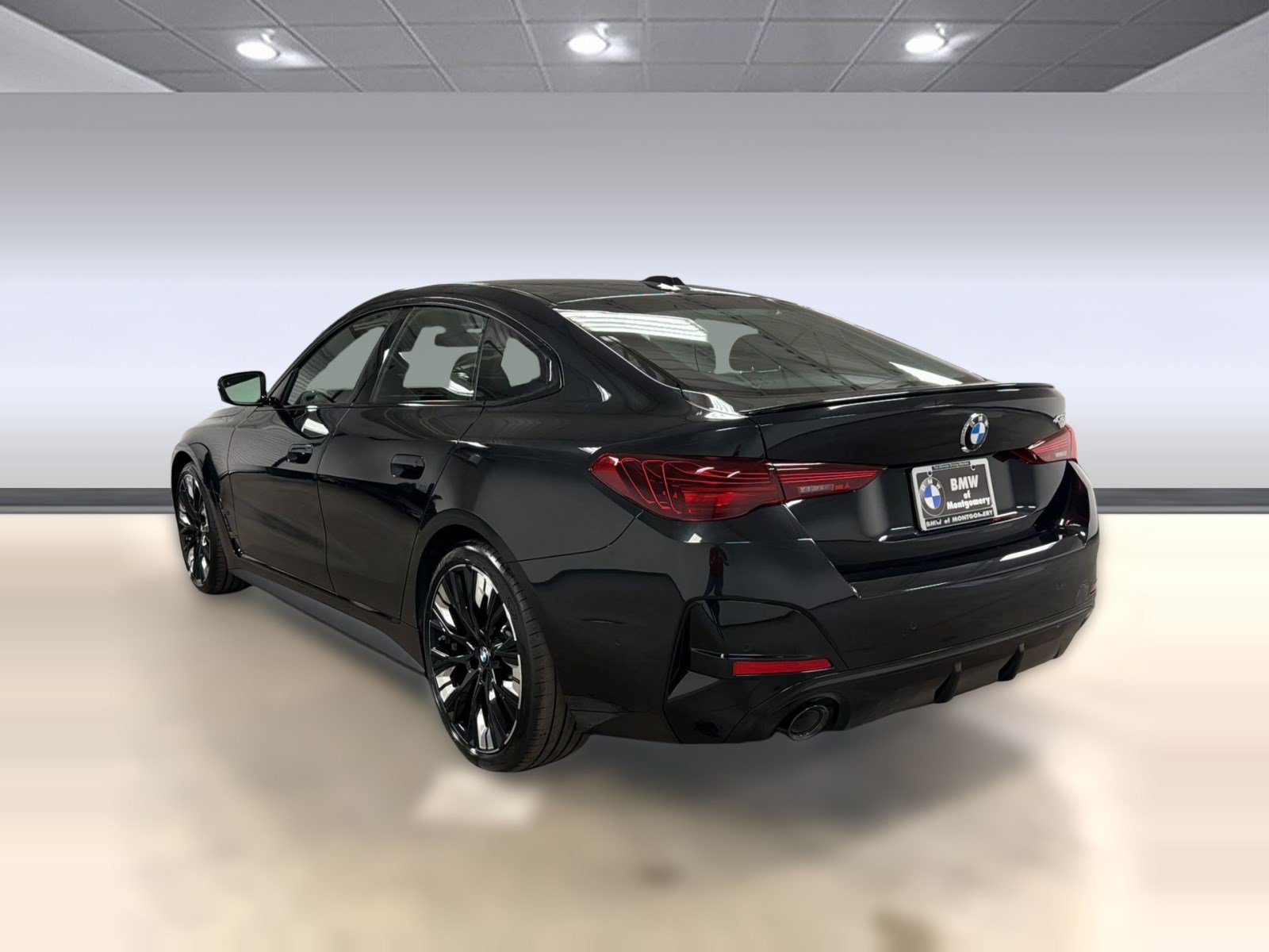 New 2026 BMW 430i w/ M Sport Package RWD image 3