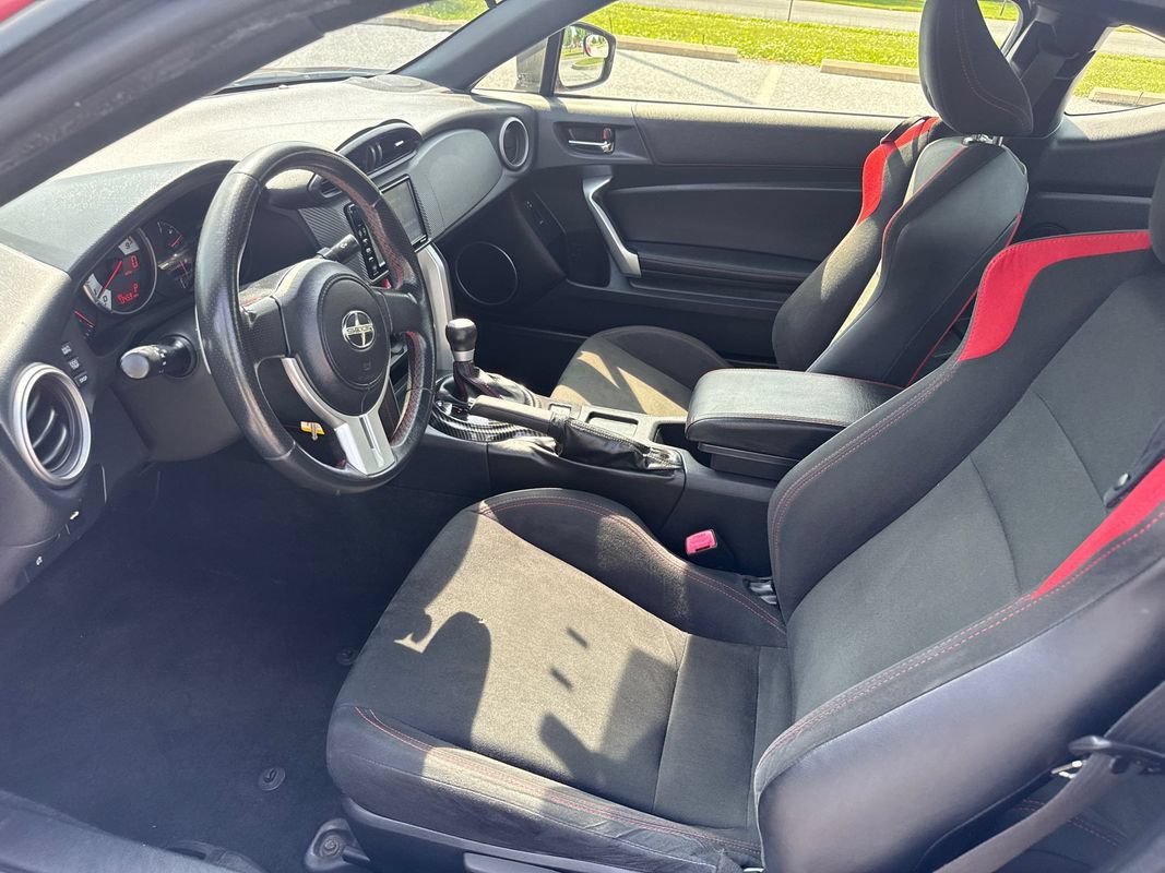 Used 2016 Scion FR-S RWD image 10