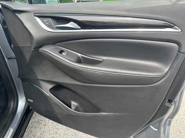 Used 2019 Buick Enclave Avenir w/ Avenir Technology Package AWD/4WD image 42