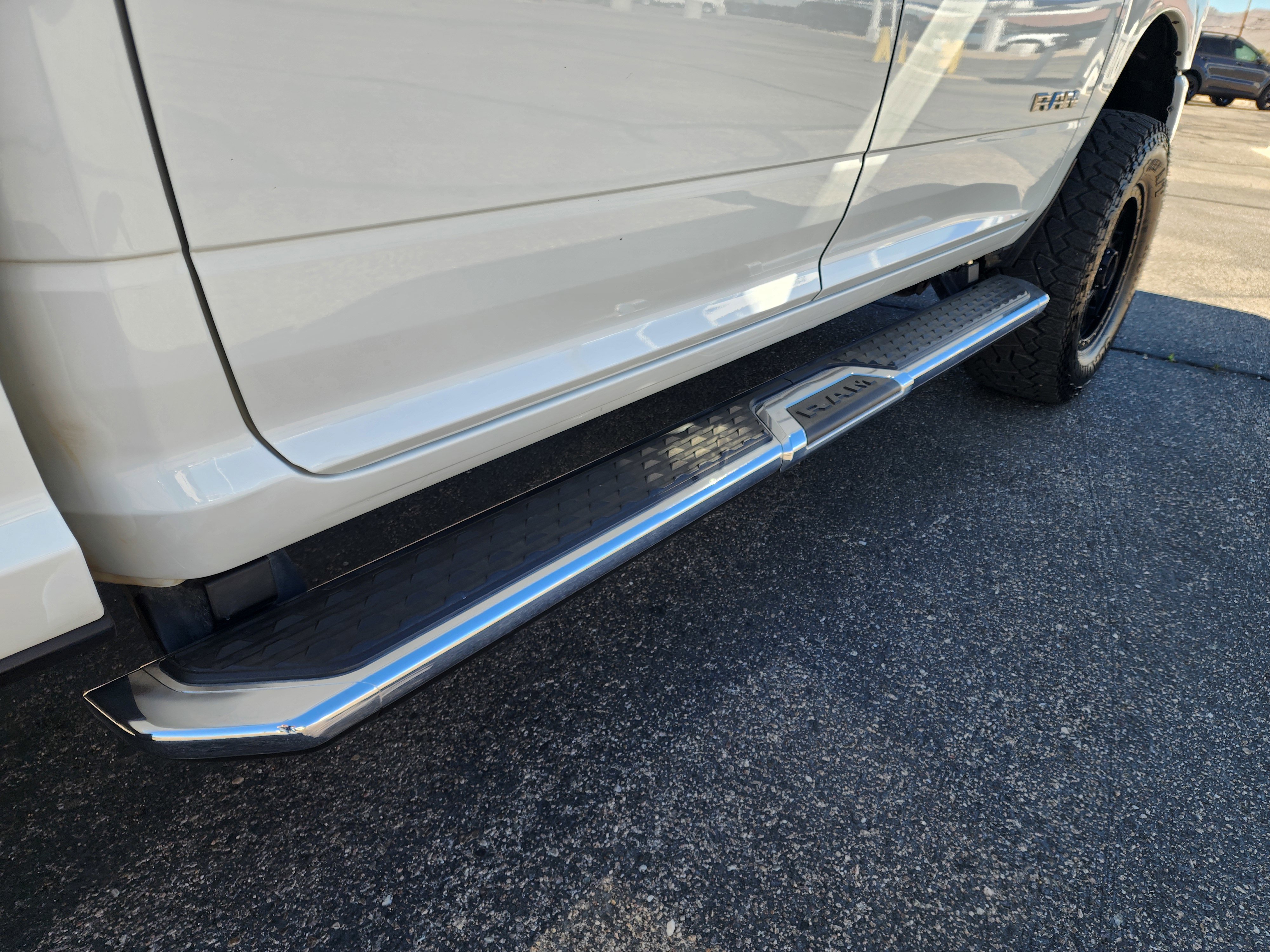 Used 2024 RAM 2500 Laramie image 14